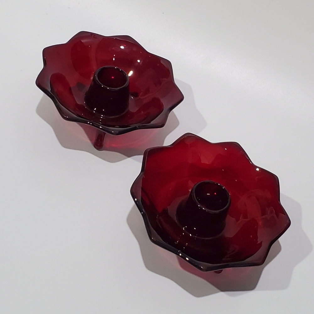 (2) Fenton Ruby Amberina 3 Footed Lotus Taper Candle Holders - Picture 8 of 10